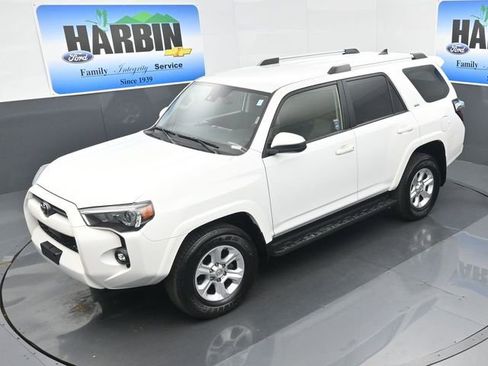 Used 2024 Toyota 4Runner SR5 image 23