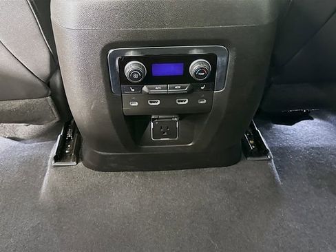 Used 2023 Chevrolet Tahoe Premier w/ Advanced Technology Package image 30