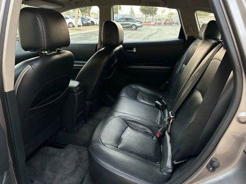 Used 2013 Nissan Rogue S image 9