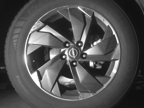 Used 2025 Nissan Rogue SV FWD image 13