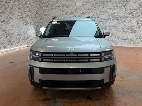 Used 2025 Hyundai Santa Fe SEL image 2