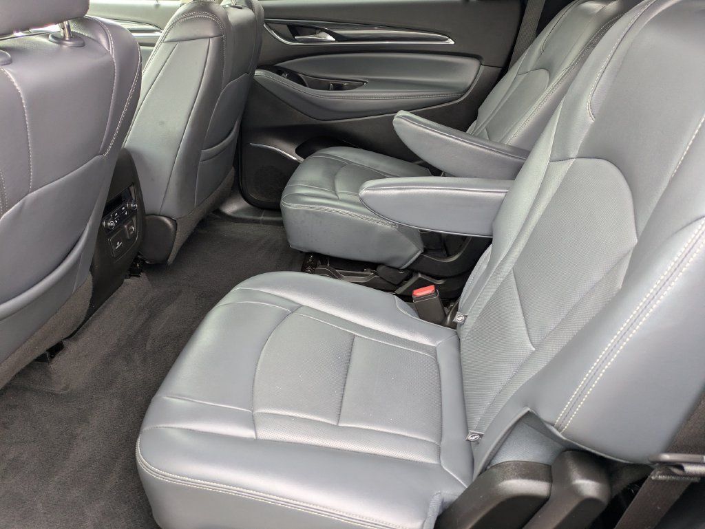 Used 2020 Buick Enclave Premium FWD image 13