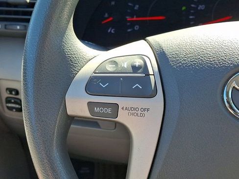 Used 2011 Toyota Camry LE FWD image 20