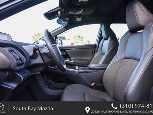 Used 2023 Toyota bZ4X XLE image 17