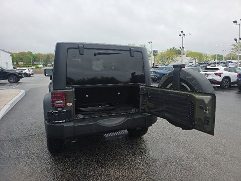 Used 2015 Jeep Wrangler Sport w/ Quick Order Package 24S AWD/4WD image 18