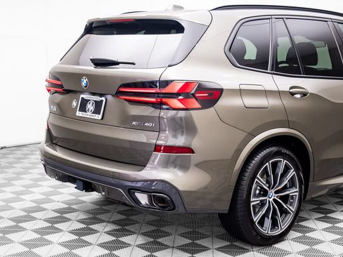Used 2026 BMW X5 xDrive40i w/ M Sport Package AWD/4WD image 30