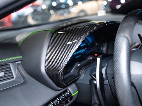 Used 2021 Lamborghini Aventador SVJ image 34