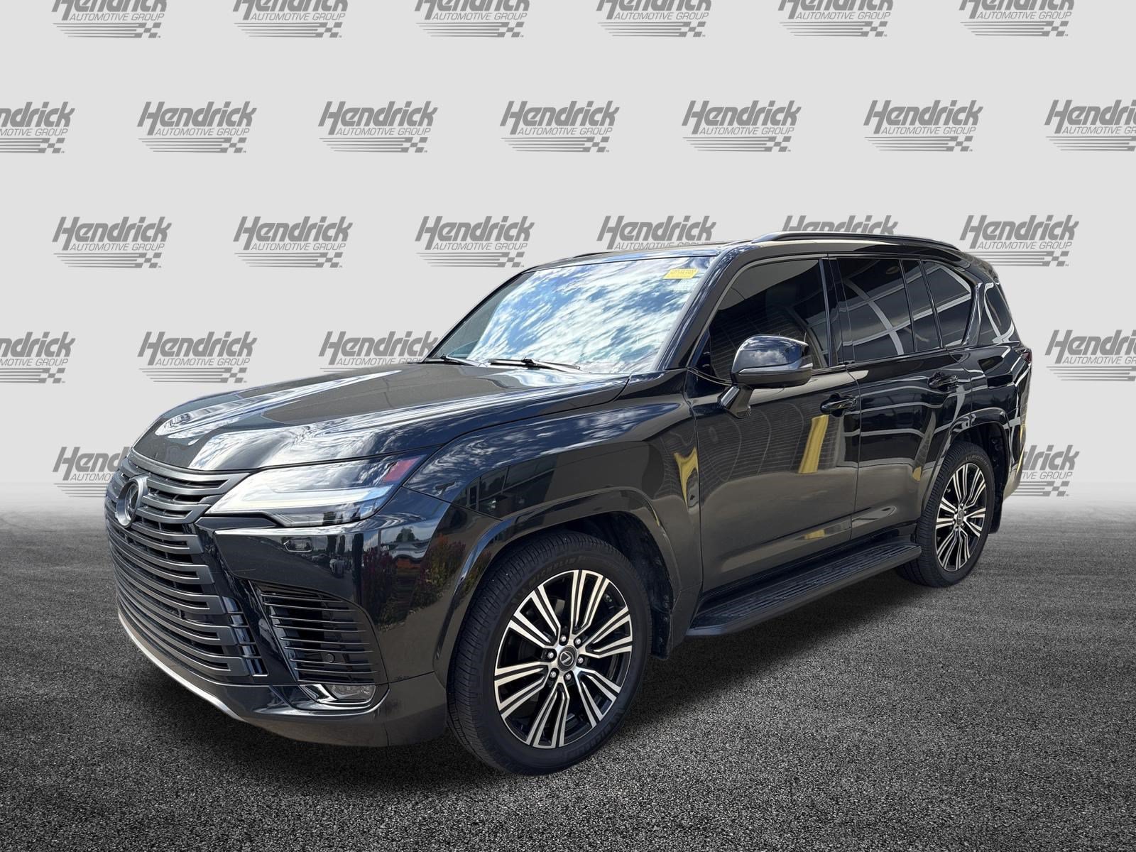 Used 2024 Lexus LX 600 4WD w/ Appearance Package image 5