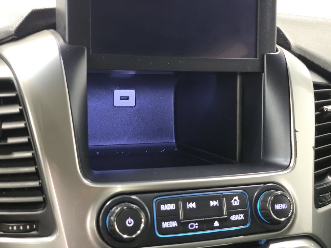 Used 2019 Chevrolet Suburban LT AWD/4WD image 39