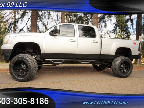 Used 2014 GMC Sierra 2500 SLT w/ SLT Convenience Package AWD/4WD image 5