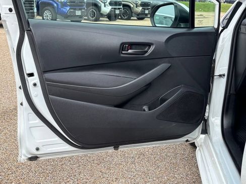 Used 2024 Toyota Corolla LE FWD image 24