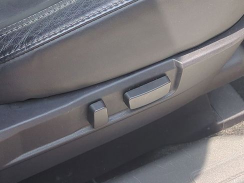 Used 2020 Mitsubishi Outlander SEL image 42