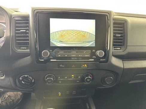 Used 2024 Nissan Frontier S w/ Technology Package image 22