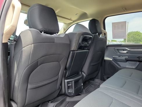 Used 2019 RAM 1500 Big Horn AWD/4WD image 13