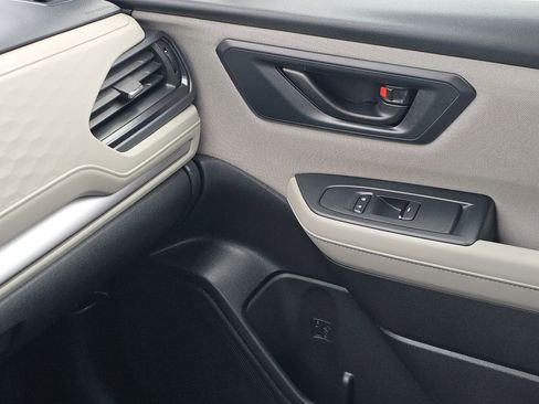 Certified 2025 Subaru Forester image 24