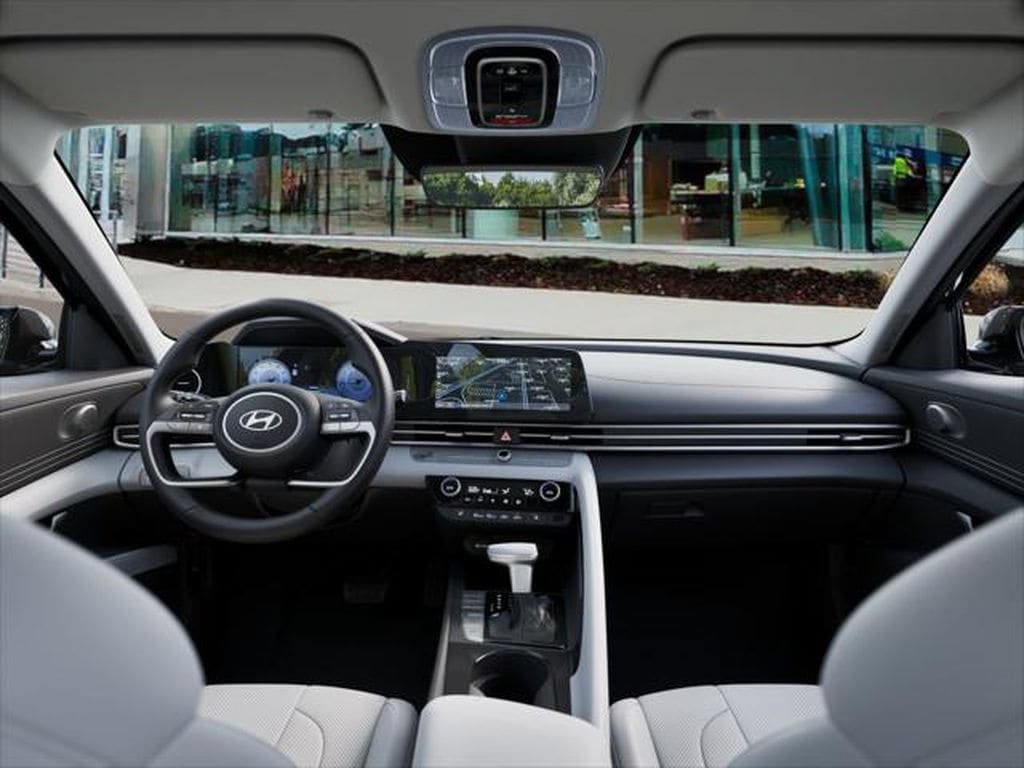 New 2026 Hyundai Elantra Limited FWD image 11