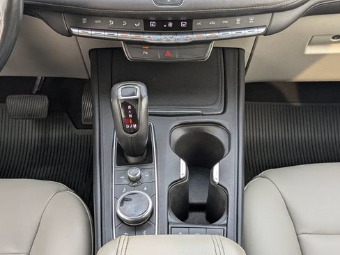 Used 2019 Cadillac XT4 Luxury FWD image 20