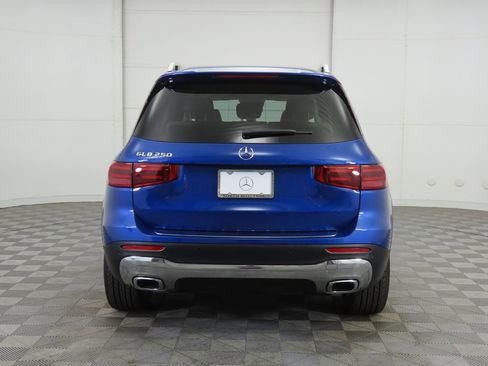 New 2026 Mercedes-Benz GLB 250 image 6