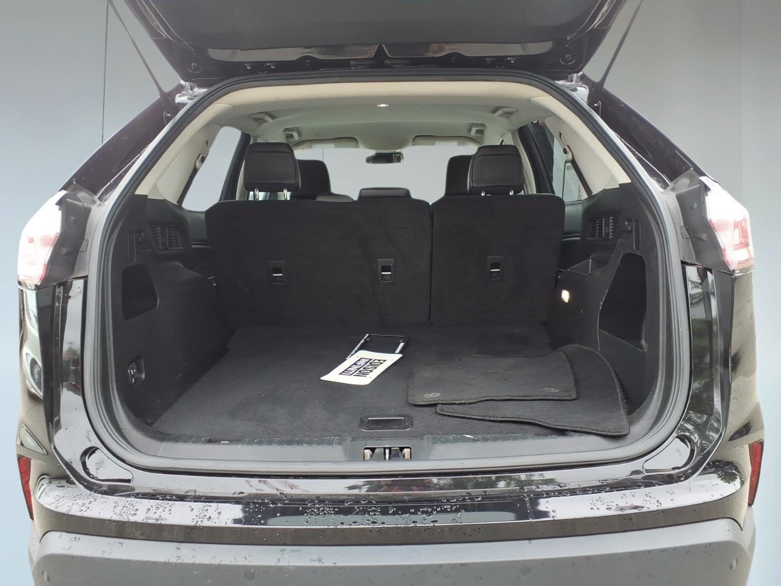 Used 2023 Ford Edge SEL AWD/4WD image 8