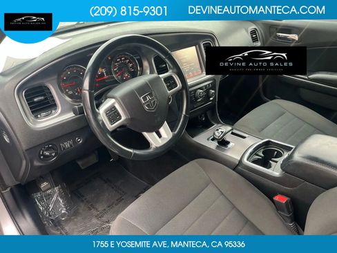 Used 2014 Dodge Charger SXT image 15