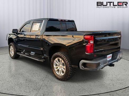 Used 2024 Chevrolet Silverado 1500 LTZ w/ LTZ Premium Package AWD/4WD image 4