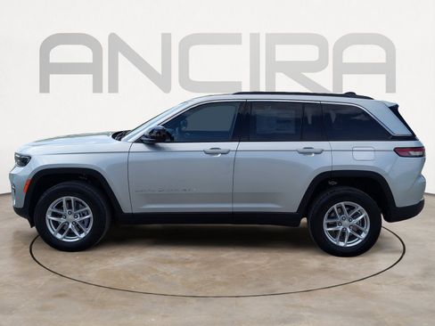 New 2026 Jeep Grand Cherokee Laredo X RWD image 7