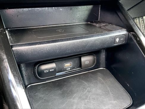 Used 2023 Kia Forte GT image 31