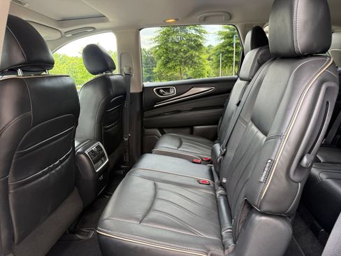 Used 2019 INFINITI QX60 Luxe w/ Essential Package AWD/4WD image 38