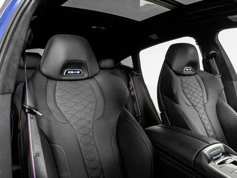 Used 2024 BMW X6 M Competition image 30