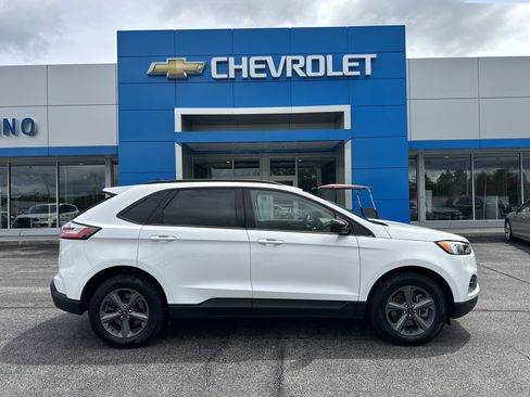 Used 2024 Ford Edge SEL w/ Sport Appearance Package AWD/4WD image 1