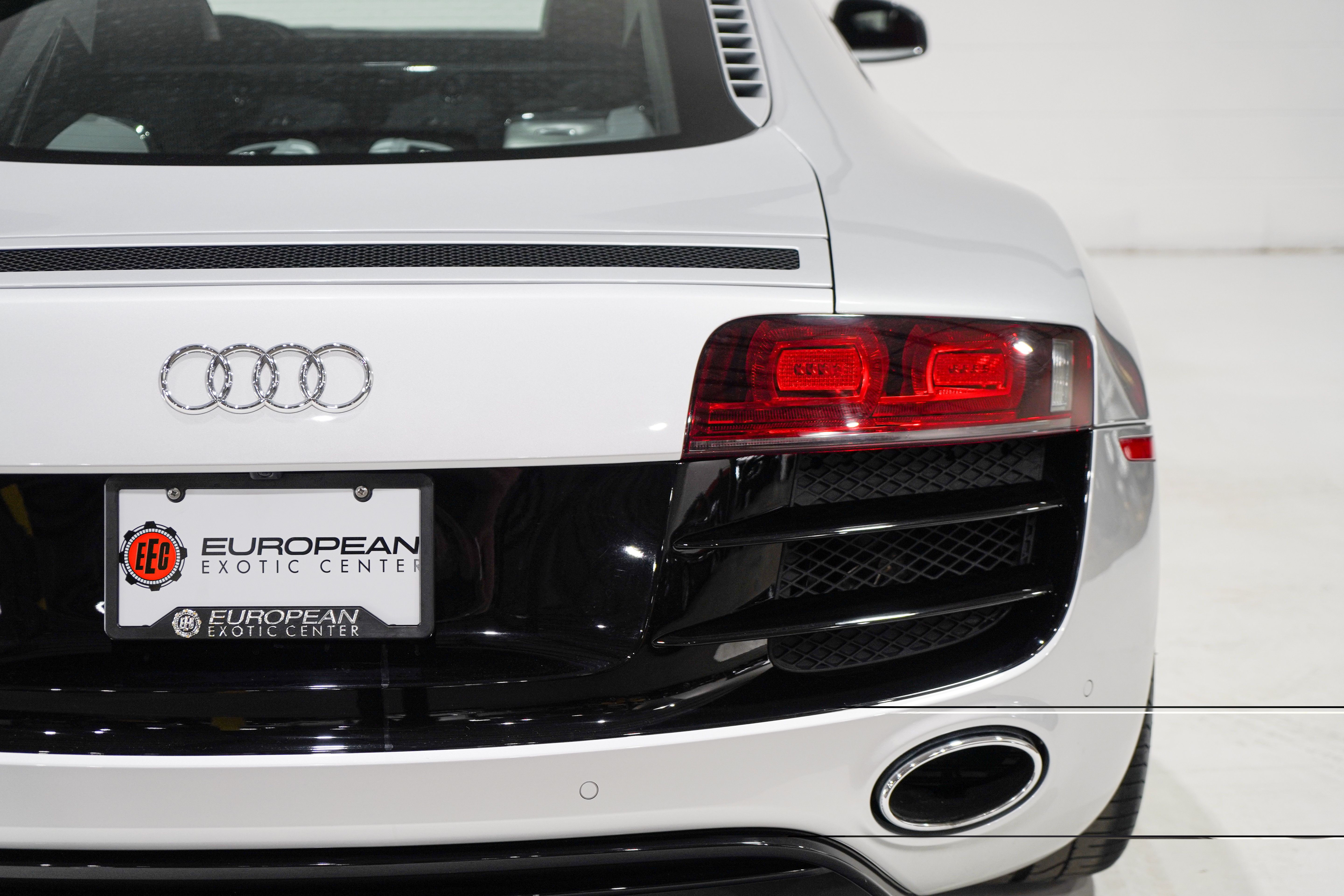 Used 2010 Audi R8 V10 AWD/4WD image 32