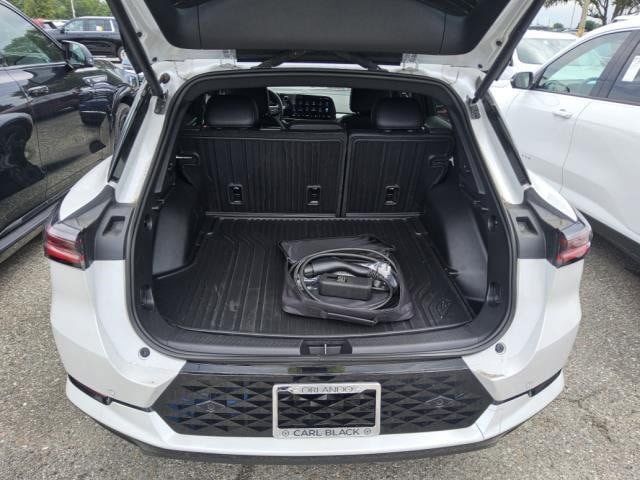 Used 2025 Chevrolet Equinox EV RS w/ LPO, Illumination Package FWD image 6