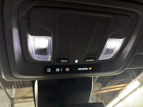 Used 2024 Chevrolet Silverado 1500 LT image 31