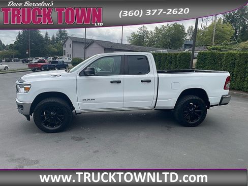 Used 2019 RAM 1500 Tradesman w/ SXT Appearance Group AWD/4WD image 2