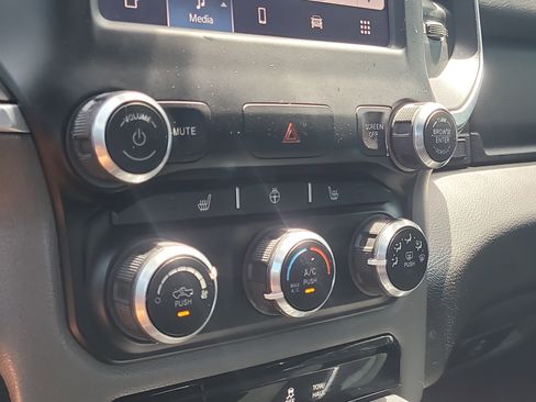 Used 2023 RAM 1500 Big Horn RWD image 25