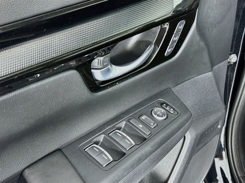 Certified 2025 Honda CR-V EX-L image 17