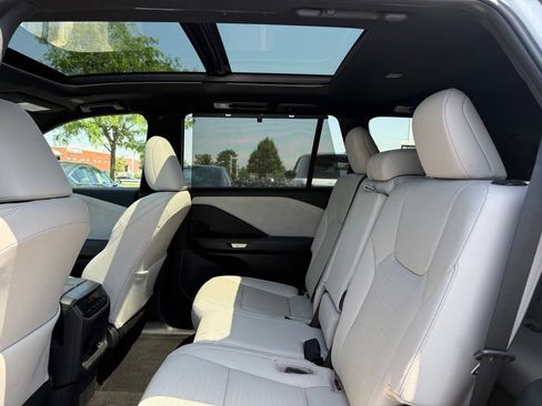 Used 2026 Lexus TX 350 AWD w/ Technology Package image 17