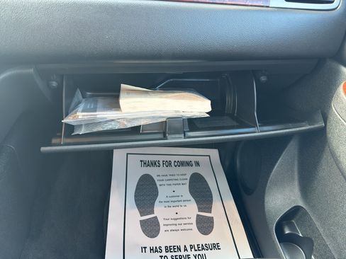 Used 2011 GMC Sierra 1500 SLT w/ SLT Convenience Package image 15