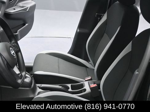 Used 2025 Nissan Versa S w/ Trunk Package image 17