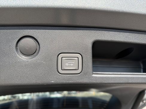 New 2026 Chevrolet Equinox LT image 34