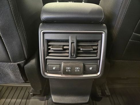 Used 2023 Subaru Forester Touring w/ Popular Package #2 image 23