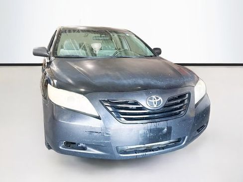 Used 2007 Toyota Camry LE FWD image 3