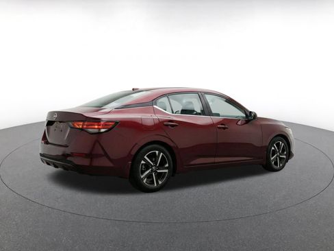 Used 2025 Nissan Sentra SV FWD image 9