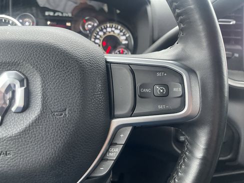 Used 2024 RAM 2500 Big Horn image 25