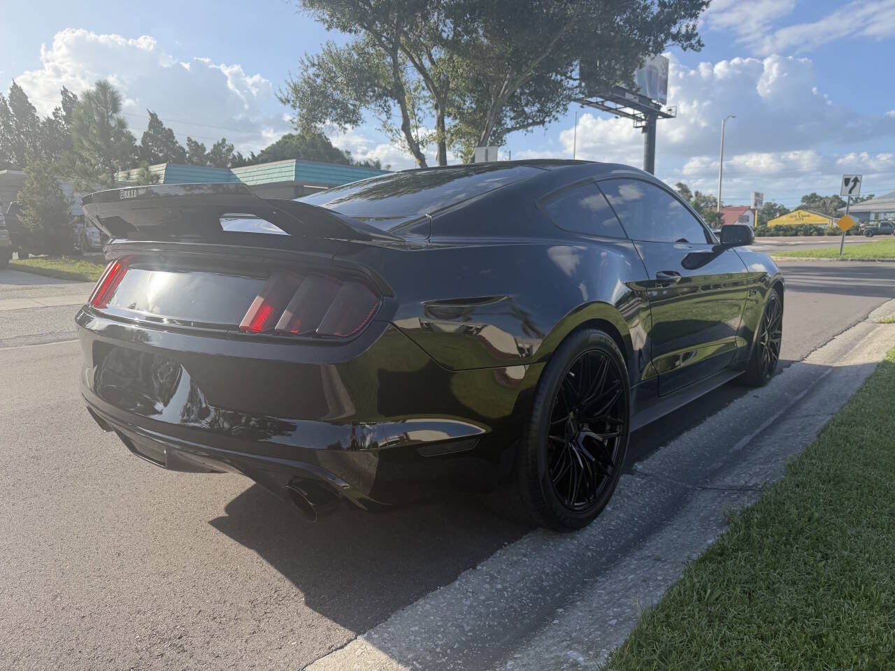 Used 2016 Ford Mustang GT w/ Enhanced Security Package RWD image 7