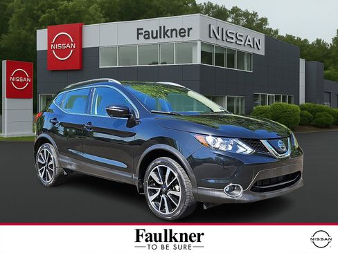 Certified 2019 Nissan Rogue Sport SL w/ Premium Package AWD/4WD image 1