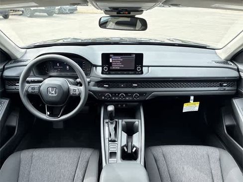 Used 2025 Honda Accord SE image 16