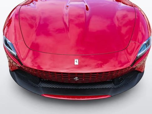 Certified 2025 Ferrari Roma Spider RWD image 13