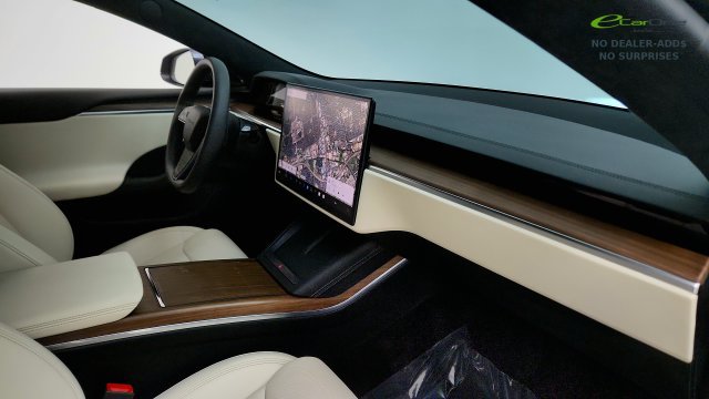 Used 2024 Tesla Model S AWD/4WD image 32