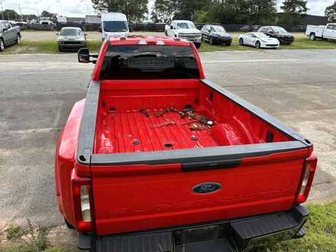 Used 2023 Ford F350 XLT AWD/4WD image 7